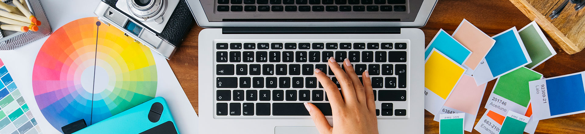 Elegant Wheel Graphic Design Banner