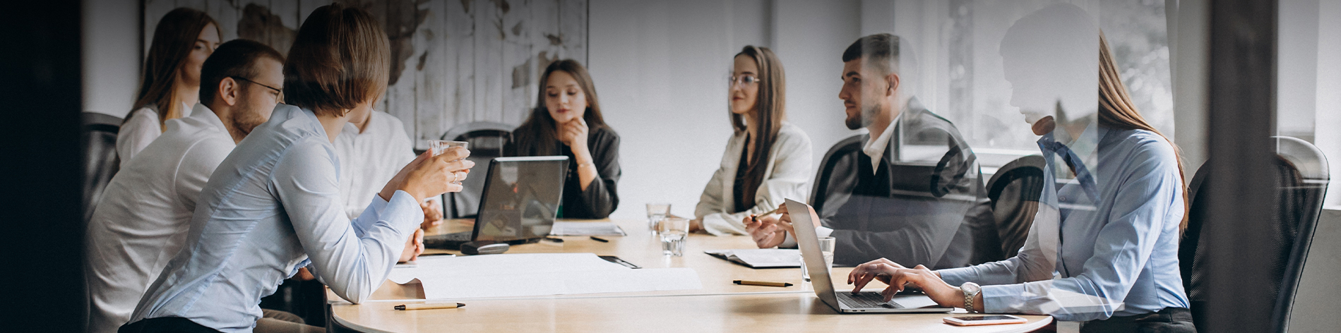 Elegant Wheel Team Banner